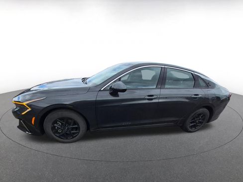 Used 2025 Kia K5 LXS image 4