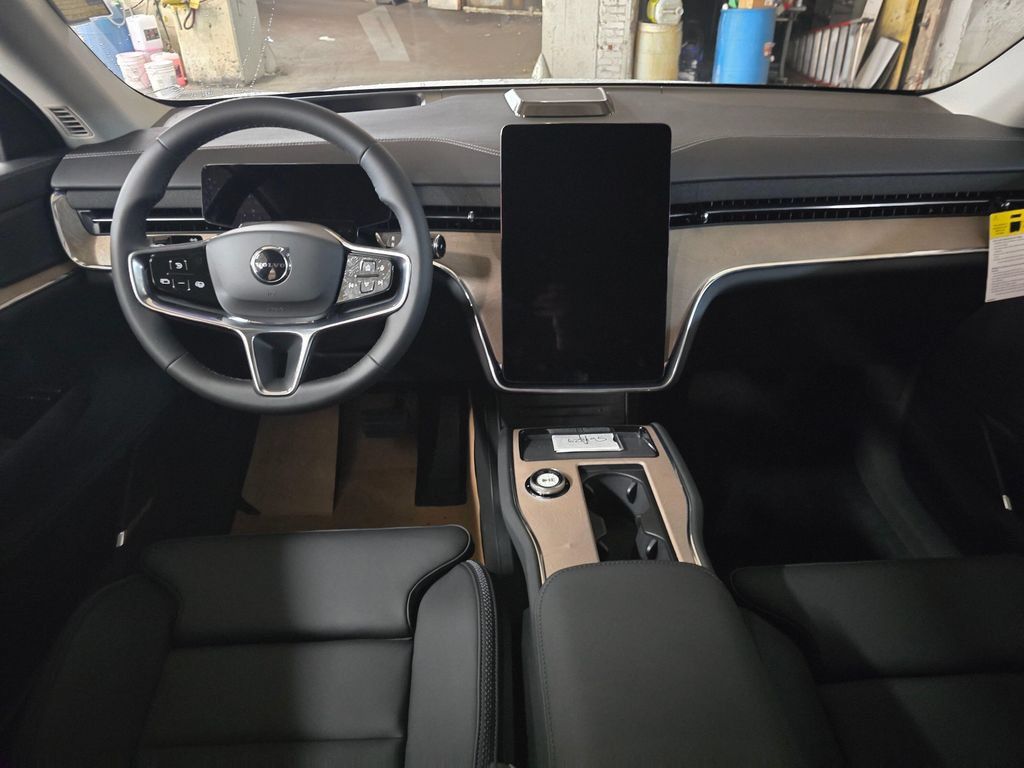 Used 2025 Volvo EX90 Plus AWD/4WD image 19