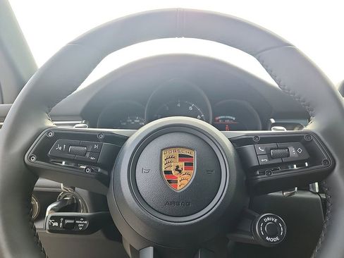 New 2026 Porsche Macan Turbo image 17