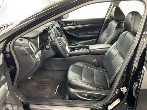 Used 2023 Nissan Maxima SV w/ Floor Mat Group image 20