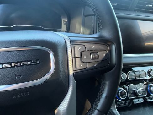 Used 2023 GMC Yukon Denali image 20