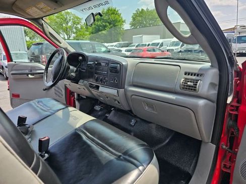 Used 2005 Ford F250 XL image 8