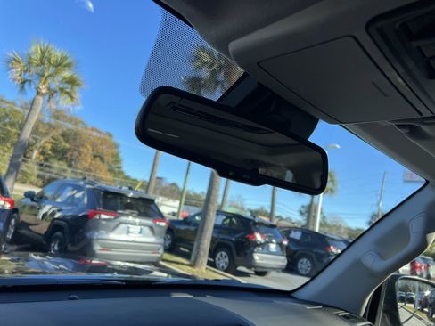 Used 2022 Toyota 4Runner Limited image 27