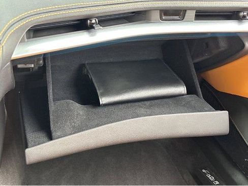 Used 2022 Chevrolet Corvette Stingray Preferred Cpe w/ Z51 Performance Package RWD image 23