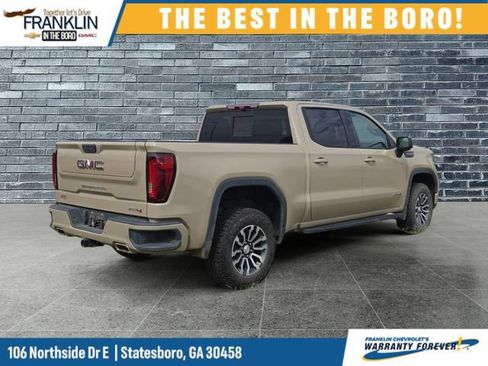 Used 2023 GMC Sierra 1500 AT4 w/ Technology Package AWD/4WD image 2