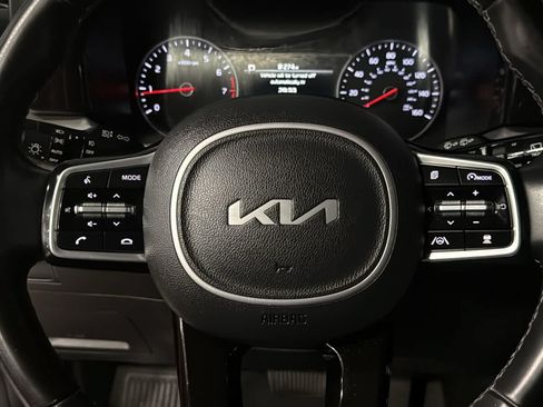 Used 2022 Kia Sorento SX AWD/4WD image 11