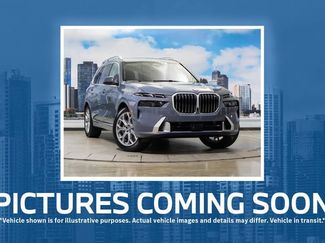 Used 2022 BMW X7 xDrive40i w/ Premium Package video 1