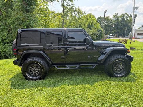 Used 2021 Jeep Wrangler Unlimited Rubicon w/ Dual Top Group AWD/4WD image 7