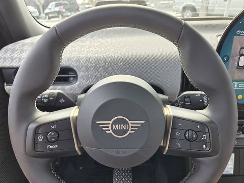 New 2026 MINI Cooper 4-Door Hardtop FWD image 25