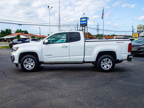 Used 2022 Chevrolet Colorado LT w/ Fleet Safety Package AWD/4WD image 4