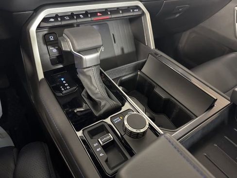 Used 2025 Toyota Tundra Platinum image 17