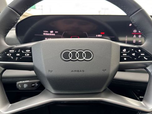 New 2025 Audi Q6 e-tron Premium Plus image 23