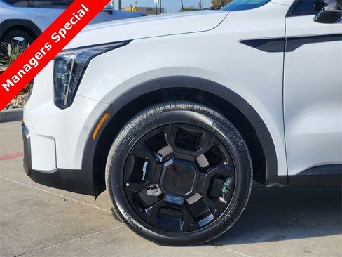 New 2025 Kia Sorento SX image 5