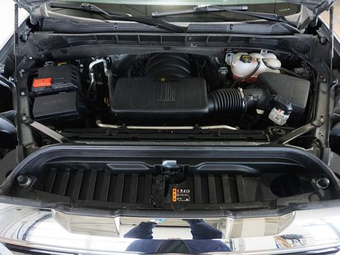 Certified 2025 GMC Sierra 1500 SLT image 14