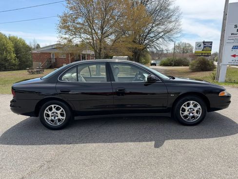 Used 2000 Oldsmobile Intrigue GLS image 11