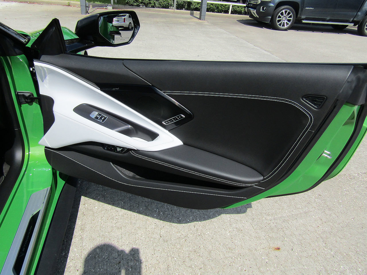 Used 2026 Chevrolet Corvette Stingray Preferred Conv w/ Z51 Performance Package RWD image 14