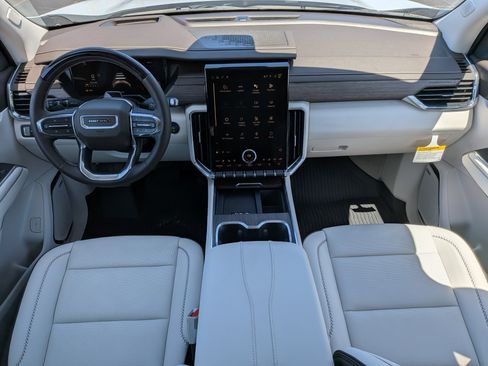 New 2026 GMC Acadia Denali image 13