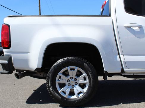 Used 2021 Chevrolet Colorado LT w/ Safety Package RWD image 13