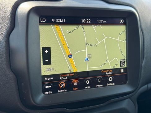 Used 2023 Jeep Renegade Latitude AWD/4WD image 22