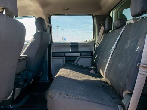 Used 2019 Ford F250 XLT w/ Camper Package image 16