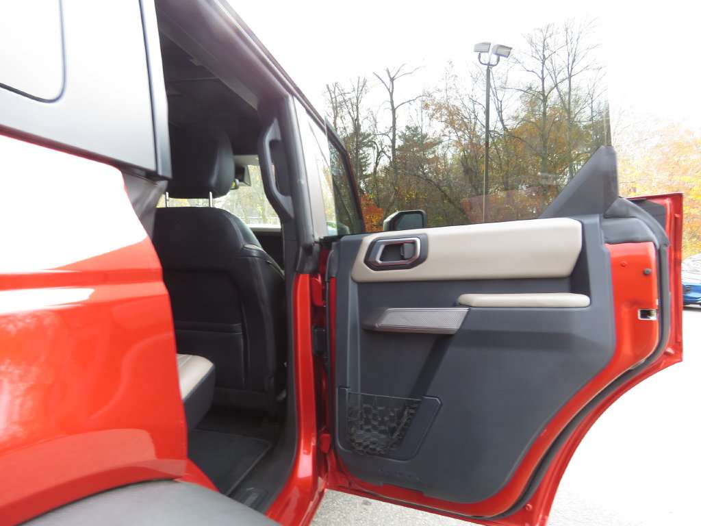 Used 2023 Ford Bronco Wildtrak AWD/4WD image 15