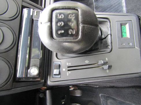 Used 1987 Alfa Romeo Spider Veloce image 24