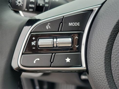 New 2025 Kia Seltos S image 9