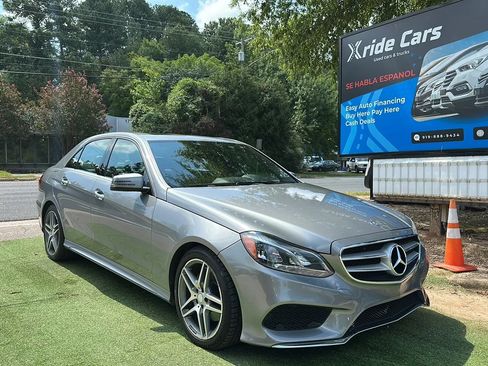 Used 2015 Mercedes-Benz E 350 4MATIC Sedan image 1