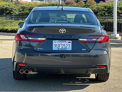 Certified 2025 Toyota Camry SE w/ Convenience Package image 5