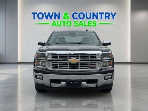 Used 2015 Chevrolet Silverado 1500 LTZ Z71 w/ LTZ Plus Package AWD/4WD image 9