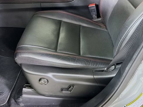 Used 2025 Dodge Durango GT AWD/4WD image 24