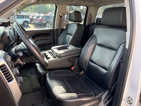 Used 2017 Chevrolet Silverado 1500 LT w/ All Star Edition AWD/4WD image 6
