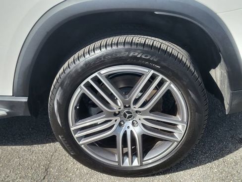 Used 2021 Mercedes-Benz GLS 450 4MATIC image 7