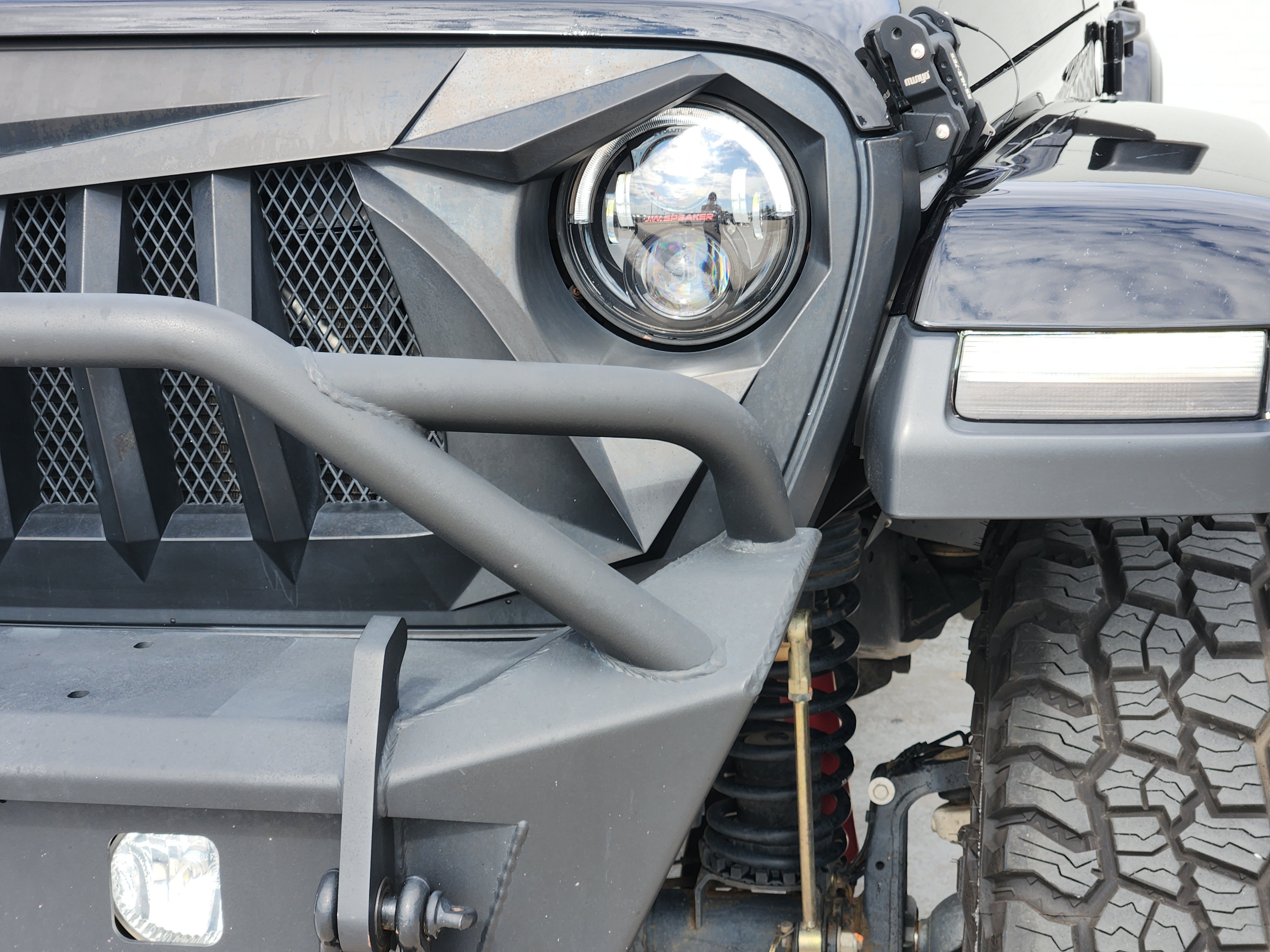 Used 2019 Jeep Wrangler Unlimited Sahara AWD/4WD image 10