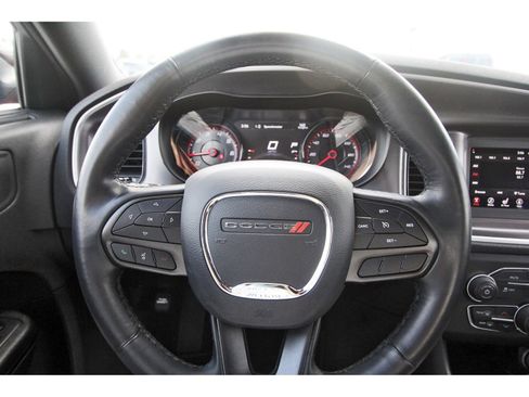 Used 2020 Dodge Charger SXT w/ Driver Convenience Group image 16