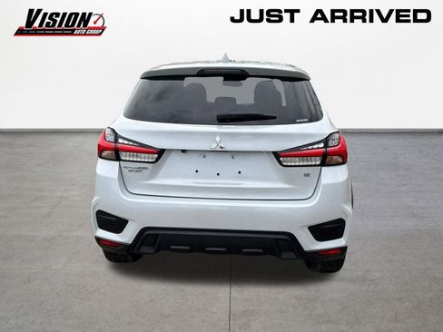 New 2025 Mitsubishi Outlander Sport SE image 6