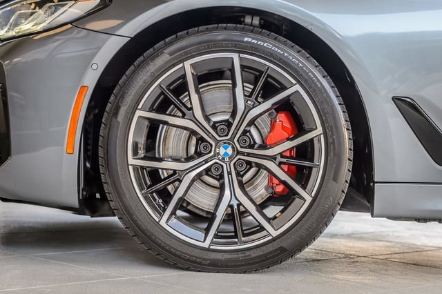 Used 2021 BMW 530i RWD image 13