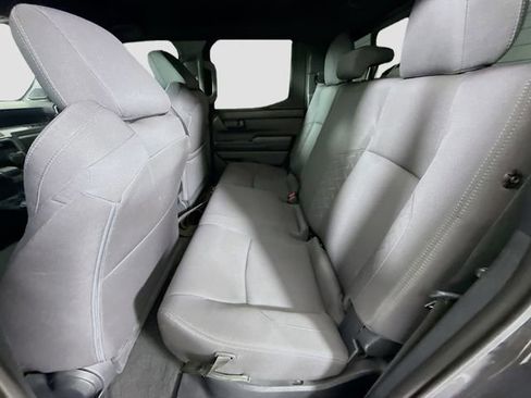 Certified 2025 Toyota Tacoma SR5 AWD/4WD image 25