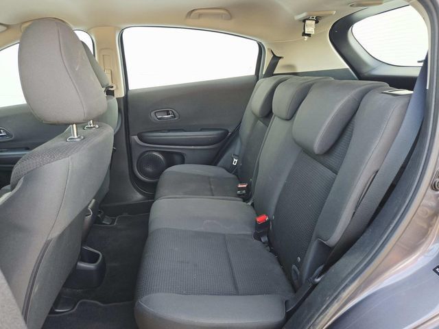 Used 2019 Honda HR-V LX image 8