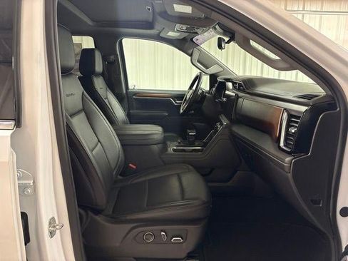 Used 2024 GMC Sierra 1500 Denali w/ Denali Reserve Package AWD/4WD image 25