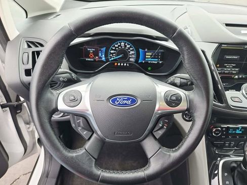 Used 2015 Ford C-MAX Energi SEL w/ Equipment Group 302A image 16