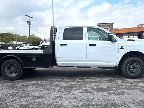 New 2025 RAM 3500 Tradesman image 4