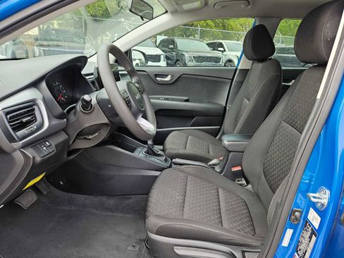Used 2023 Kia Rio S image 16