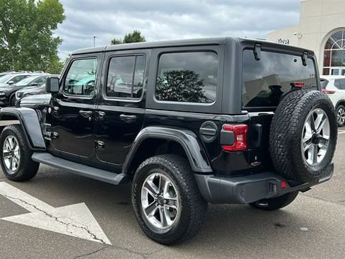 Used 2020 Jeep Wrangler Unlimited Sahara AWD/4WD image 6