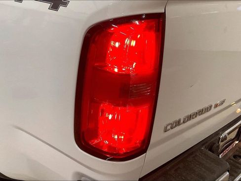 Used 2019 Chevrolet Colorado W/T image 21