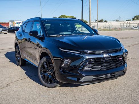 New 2025 Chevrolet Blazer RS w/ Driver Confidence II Package image 2