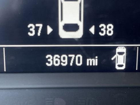 Used 2023 Chevrolet TrailBlazer LT w/ Convenience Package image 12