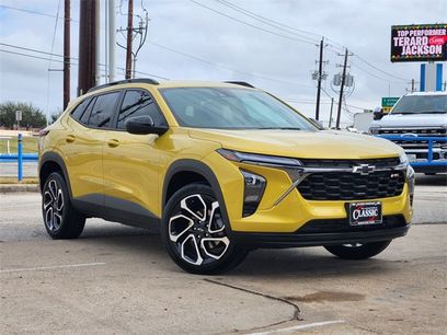 Used 2025 Chevrolet Trax RS w/ Driver Confidence Package