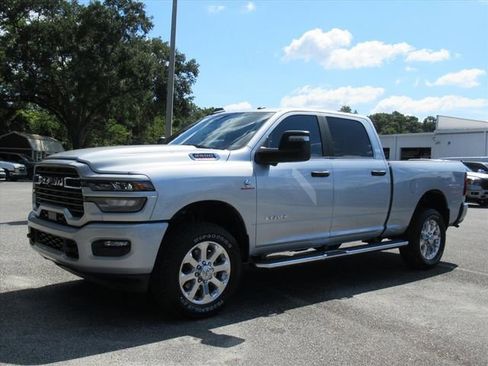 New 2026 RAM 2500 Big Horn AWD/4WD image 3