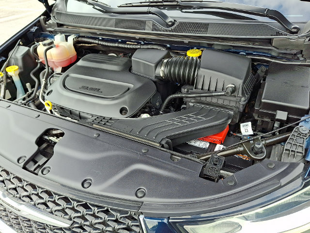 Used 2022 Chrysler Pacifica Limited AWD/4WD image 29